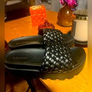 Bella Marie Black Leather Wedges Size 7